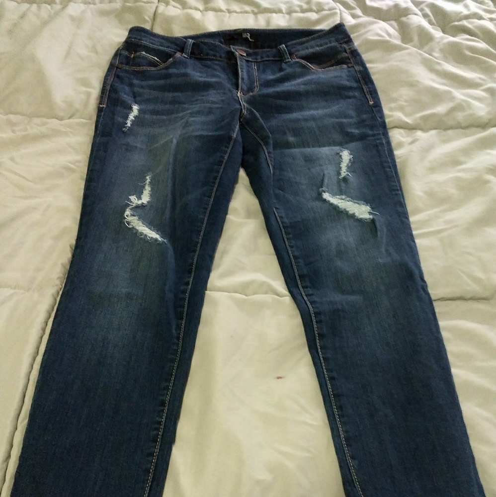 1822 skinny distressed jeans size 31/12
